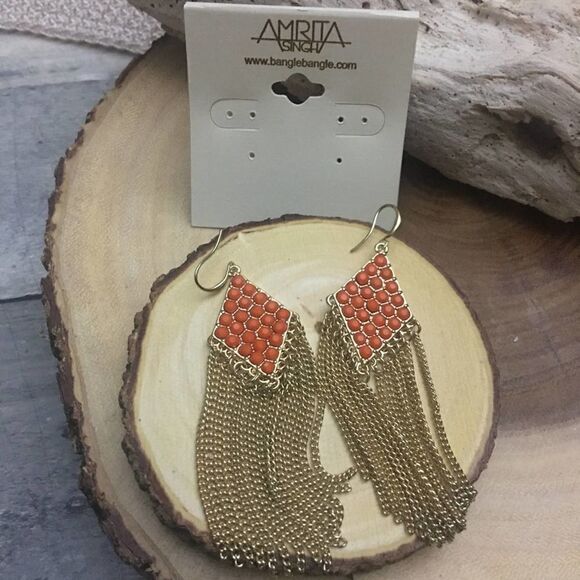 Amrita Singh diamond-shaped coral drop earrings - Picture 7 of 7
